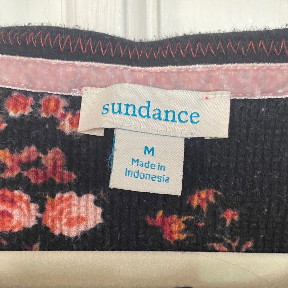 Sundance Black Floral Thermal Henley Long Sleeve Top Shirt Size Medium - Picture 2 of 5